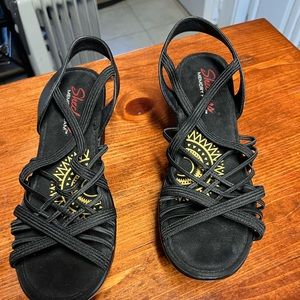 Sketchers Memory Foam Strappy sandals